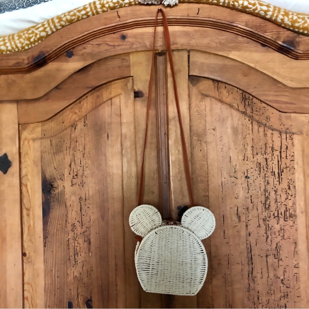 Mickey Mouse Ears Rattan Crossbody Boho Purse Handbag for your Disney Trip - Picture 3 of 7